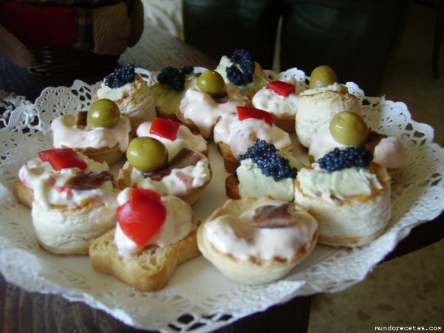 Canapés por Marianquiros