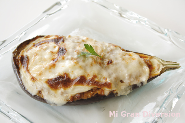 Berenjenas Rellenas con Bacon y Piñones por Mi Gran Diversión