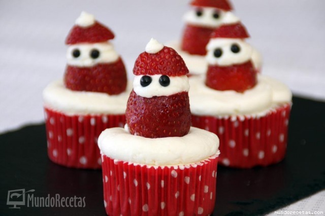 Cupcakes de Fresa con Cobertura de Mascarpone por Vicky