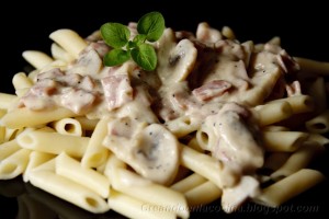 Macarrones con Salsa Light Carbonara por Tuxa