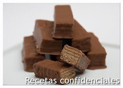 Barquillos de Chocolate al Estilo Huesitos TM por Dr.Oliva