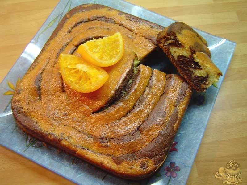 Bizcocho Cebra de Naranja y Chocolate por Marisalas
