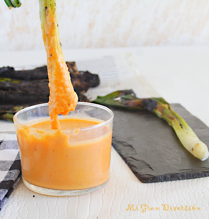 Calçots a la Brasa con Salsa Romesco por MiGranDiversion
