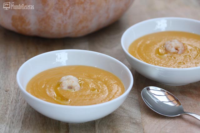 03-Crema de calabaza, jengibre y gambas copia