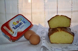 Bizcocho básico de cuatro cuartos