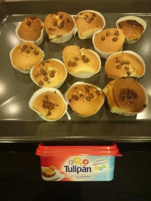Magdalenas con pepitas de chocolate