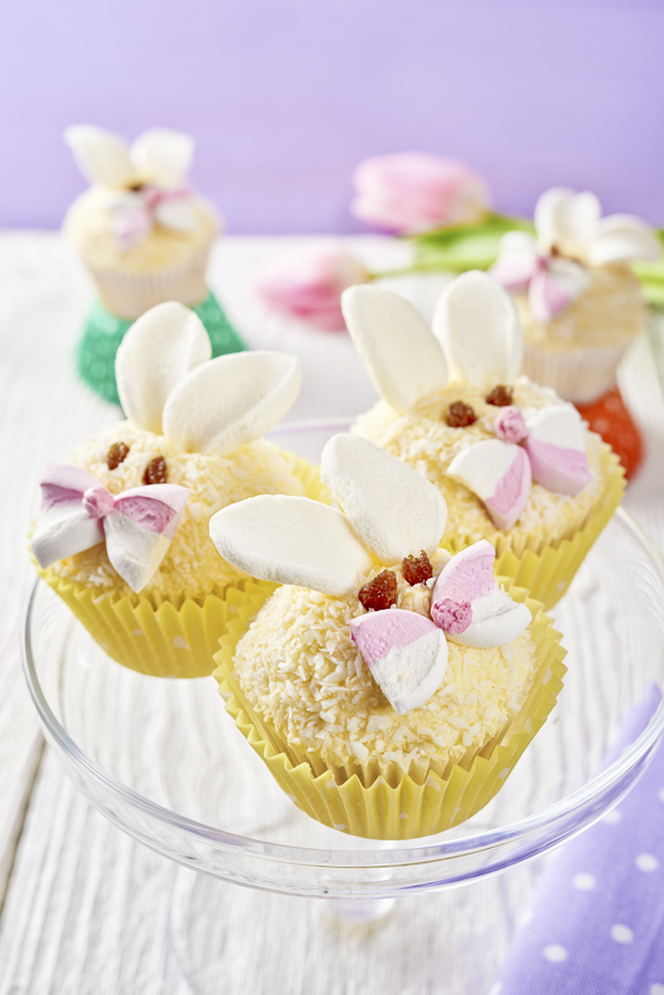 5. Lovely Bunnies cupcakes3 V1 150304