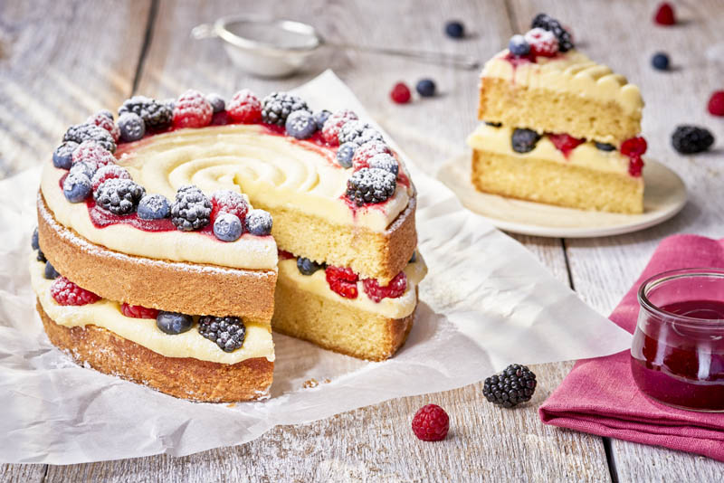 Bizcocho de frutas del bosque
