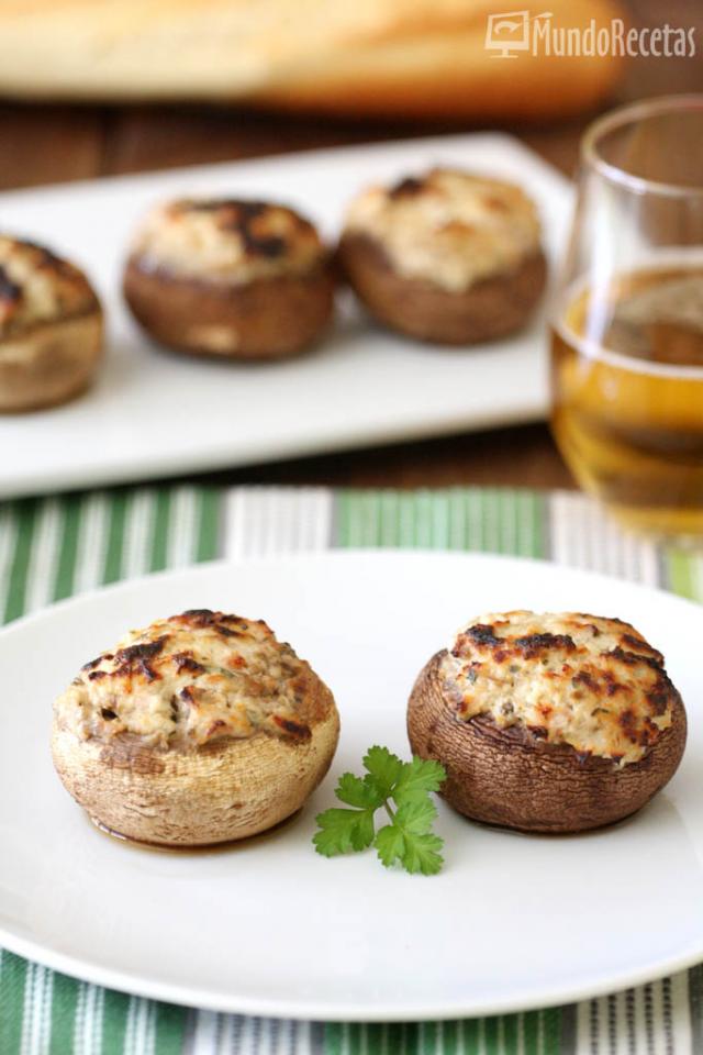 Champiñones rellenos de queso y bacon en Thermomix