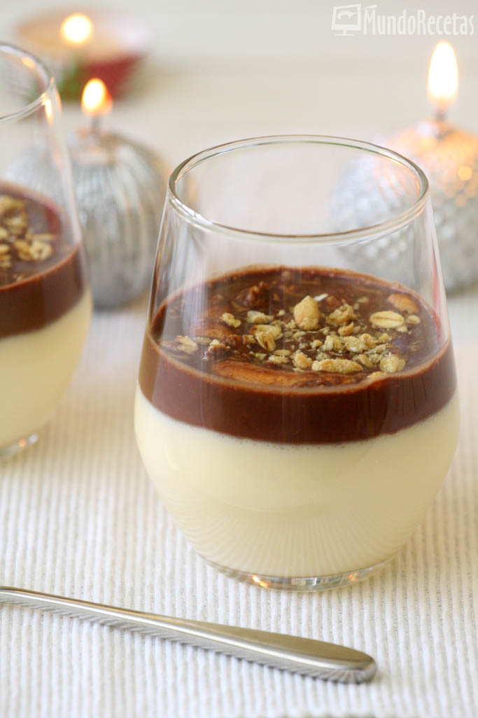 vasitos-de-mascarpone-con-muesli-y-chocolate-thermomix-2