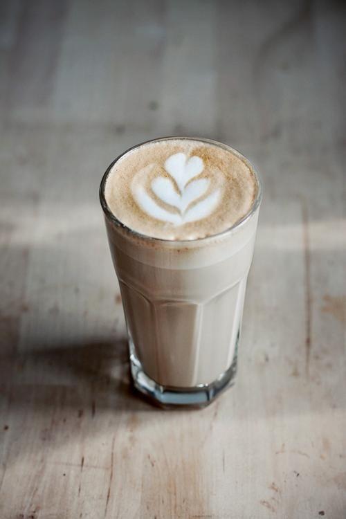 cafeleche.thumb.jpg.8dc5e830ded70372bae3