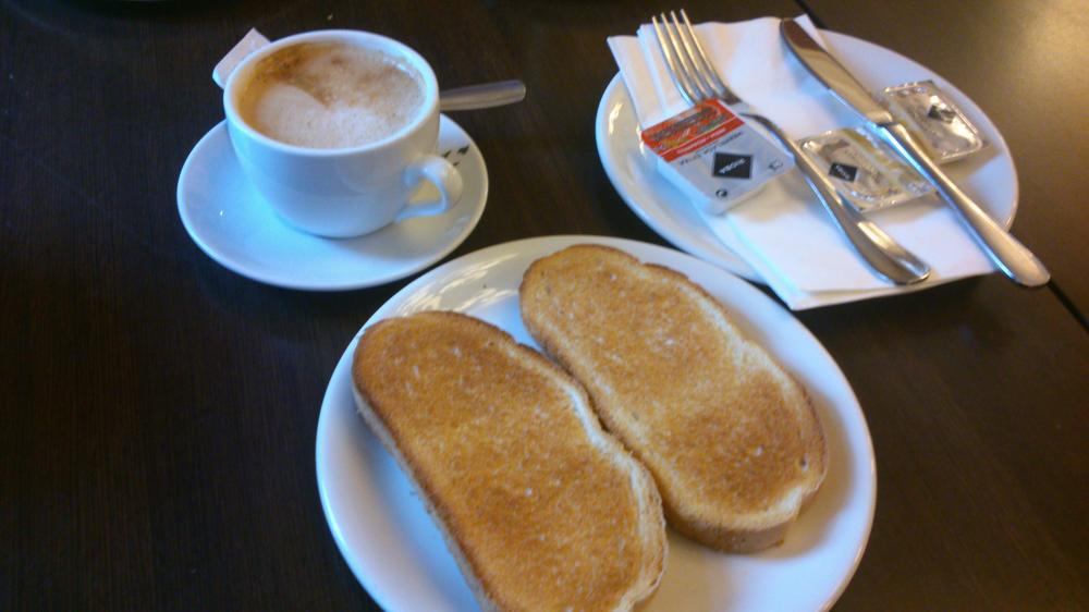 cafeleche.thumb.jpg.f80656cbefcbf818e458