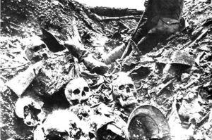 300px-German_dead_at_Verdun.jpg