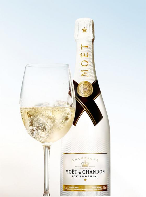 567d24915bc11_Moetchandon01..thumb.jpg.6