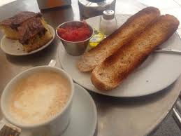 cafeleche.jpeg.ce41186fff960bb57567873aa