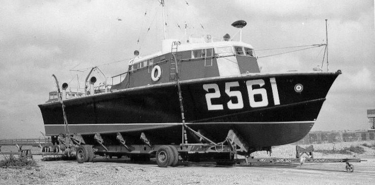 2007-08-11_142152_2561cradle-cropped-bmp