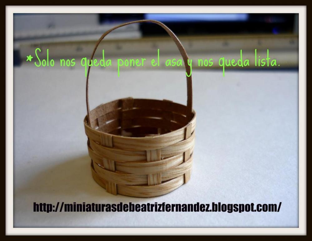Cesta de cartulina de Beatriz.jpg