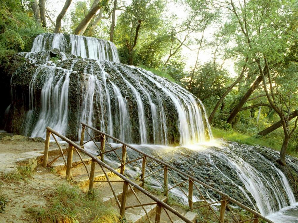 Monasterio-de-Piedra-de-Zaragoza.jpg