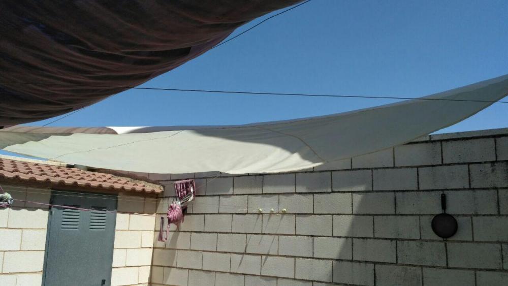toldo03.thumb.jpg.eeb4d0fe124ee042b440f6b64c4d2b64.jpg