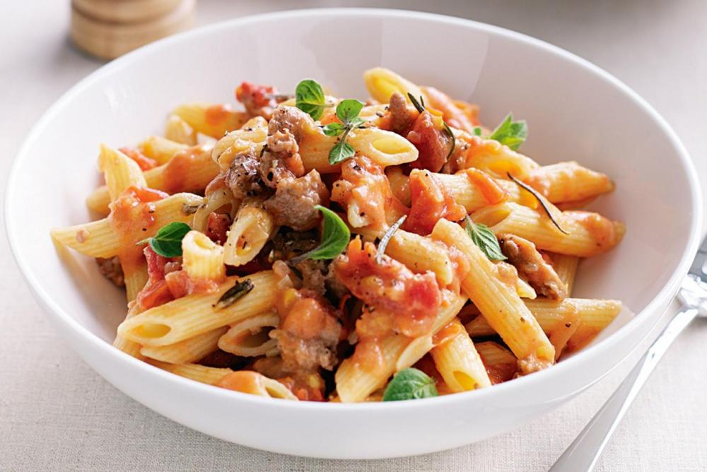 creamy-lamb-and-tomato-pasta-59670-1.thumb.jpeg.93425f7b2ab028d5940b2a22441a3894.jpeg