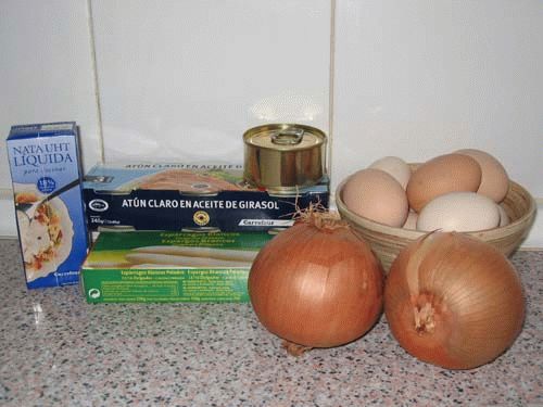normal_pastel_atun_esparragos_001.jpg