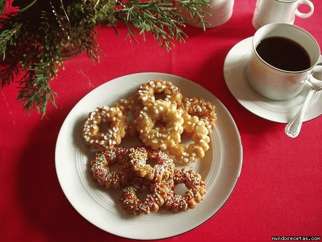 Receta de Suiker-kransjets (Aros de azúcar) Holanda Receta de Suiker-kransjets (Aros de azúcar) Holanda