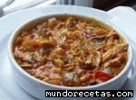 Receta de Pisto manchego con trocitos de pollo y huevo estrellado Receta de Pisto manchego con trocitos de pollo y huevo estrellado