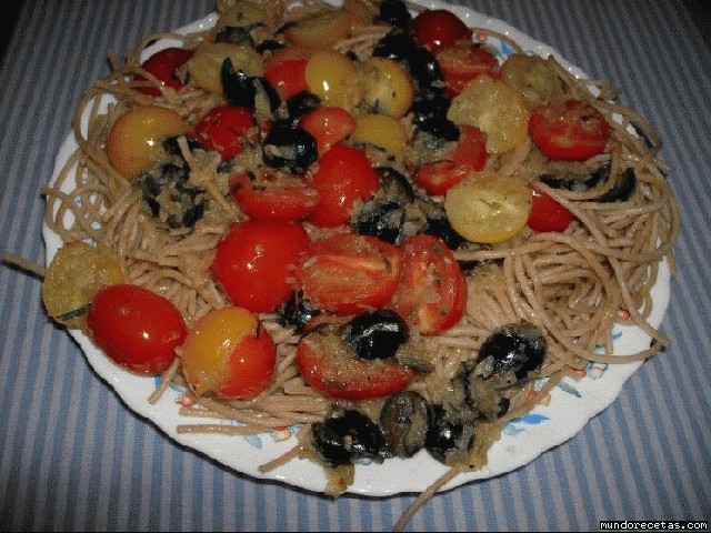 Receta de PASTA CON TOMATITOS CHERRY COLORIDO Receta de PASTA CON TOMATITOS CHERRY COLORIDO