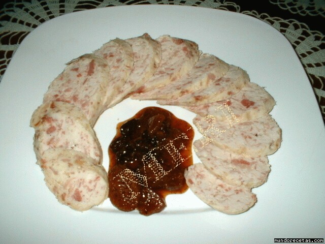 Receta de pastel de pollo con guarnición de chutney de higos Receta de pastel de pollo con guarnición de chutney de higos
