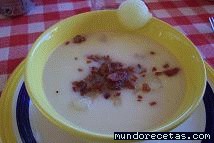 Receta de CREMA Y BOLITAS DE MELON CON CRUJIENTE DE JAMÓN Receta de CREMA Y BOLITAS DE MELON CON CRUJIENTE DE JAMÓN