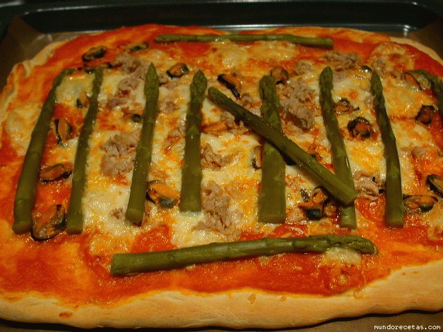 Receta de Pizza Sirona - Thermomix Receta de Pizza Sirona - Thermomix