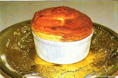 Receta de Soufflé de crema (elaborado por el Chef Casi Mera) Receta de Soufflé de crema (elaborado por el Chef Casi Mera)