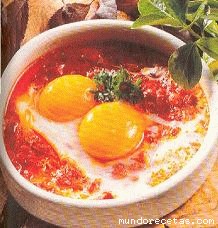 Receta de Huevos fritos a la española (elaborado por el chef Casimera) Receta de Huevos fritos a la española (elaborado por el chef Casimera)