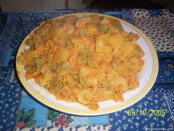 Receta de PASTA CON VERDURAS Y PIÑA Receta de PASTA CON VERDURAS Y PIÑA