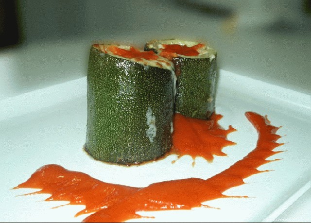 Receta de calabacines rellenos. Receta de calabacines rellenos.