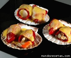Receta de Pimientos rellenos de vieiras con salsa holandesa Receta de Pimientos rellenos de vieiras con salsa holandesa
