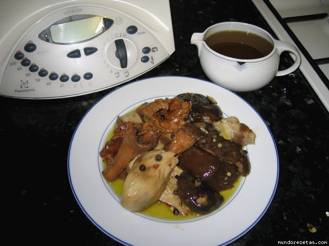 Receta de Hongos confitados Receta de Hongos confitados