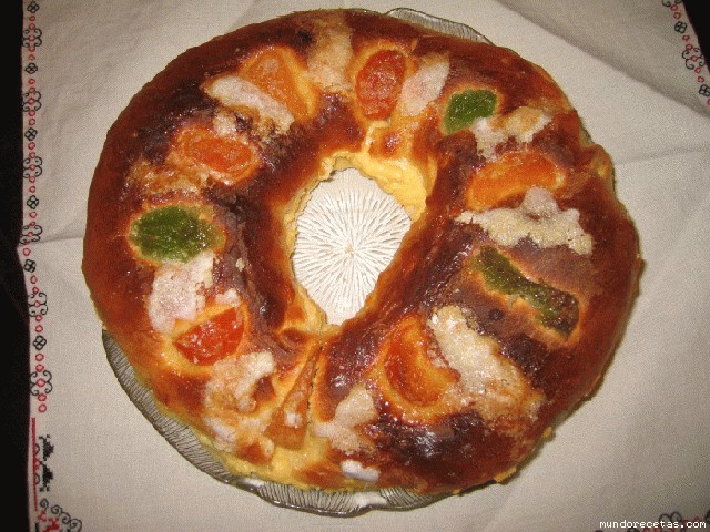 Receta de Roscn de Reyes con crema pastelera (Thermomix)