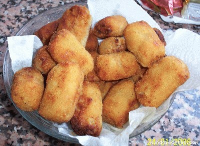 Receta de CROQUETAS DE POLLO Y JAMONSSITO Receta de CROQUETAS DE POLLO Y JAMONSSITO