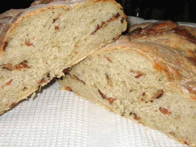 Receta de Pan de Bacon y Stilton Receta de Pan de Bacon y Stilton