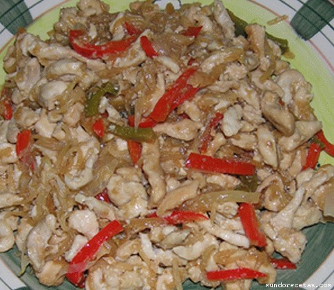 Receta de Pollo desmenuzado con apio Receta de Pollo desmenuzado con apio
