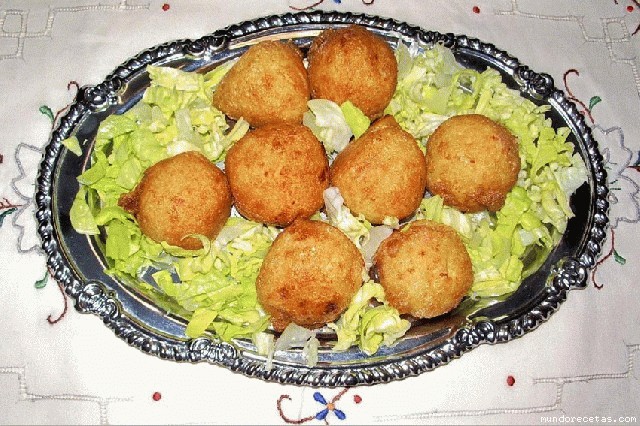 Receta de BOLITAS DE PATATA RELLENAS DE JAMON YORK Y QUESO Receta de BOLITAS DE PATATA RELLENAS DE JAMON YORK Y QUESO
