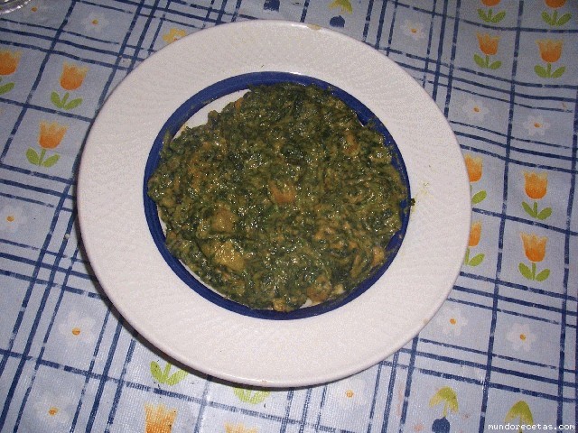 Receta de ESPINACAS ESTEPEÑAS Receta de ESPINACAS ESTEPEÑAS