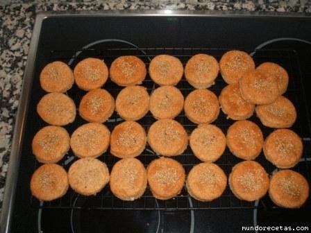 Receta de GALLETAS DE QUESO Y SÉSAMO Receta de GALLETAS DE QUESO Y SÉSAMO