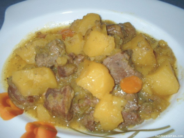 Receta de patatas Estofadas con ternera (Breadman) Receta de patatas Estofadas con ternera (Breadman)