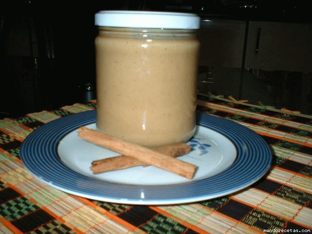 Receta de Salsa de toffe a la canela Receta de Salsa de toffe a la canela