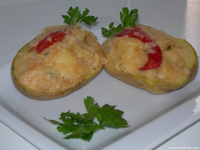 Receta de Patatas rellenas de bacalao (fácil) Receta de Patatas rellenas de bacalao (fácil)