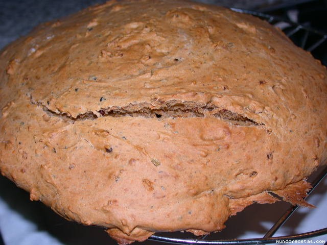 Receta de Pan de Tomate y Aceitunas Receta de Pan de Tomate y Aceitunas