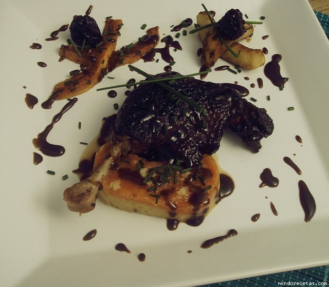 Receta de Pato al Pedro Ximenez, con ñoras , ciruelas y confitura de manzana y papaya al aroma de jengibre Receta de Pato al Pedro Ximenez, con ñoras , ciruelas y confitura de manzana y papaya al aroma de jengibre