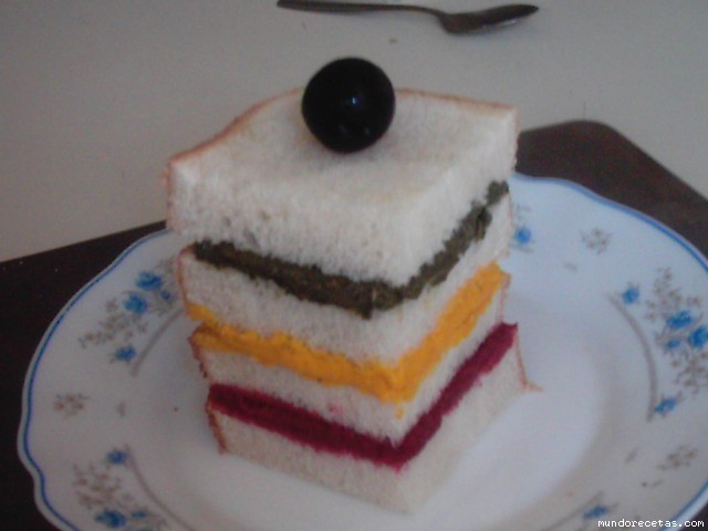 Receta de Sandwiches de colores Receta de Sandwiches de colores